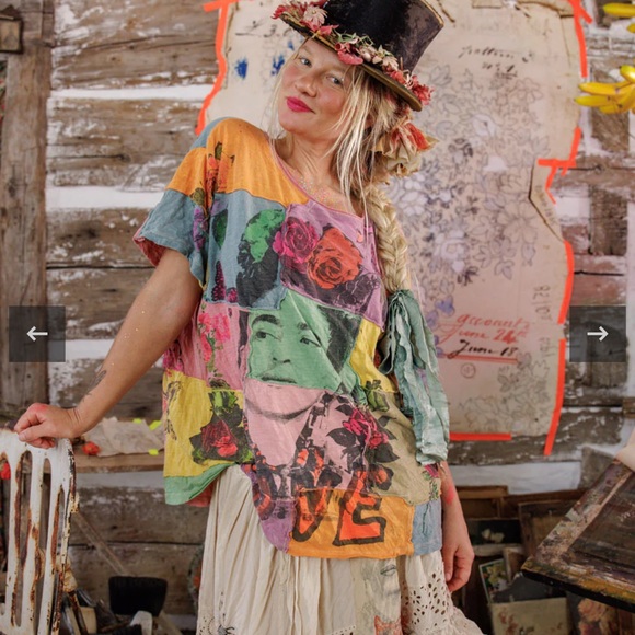 Magnolia Pearl De la Paz Frida Graphic Tees - Picture 2 of 6